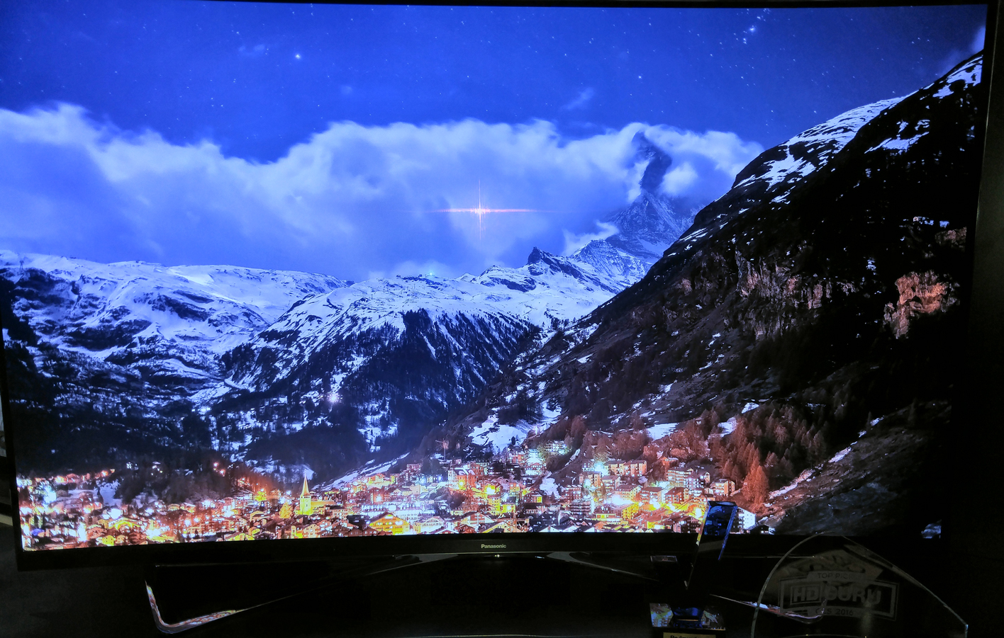 Panasonic TX-65CZ950 OLED